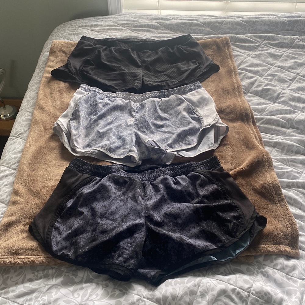 Old navy shorts trio- small